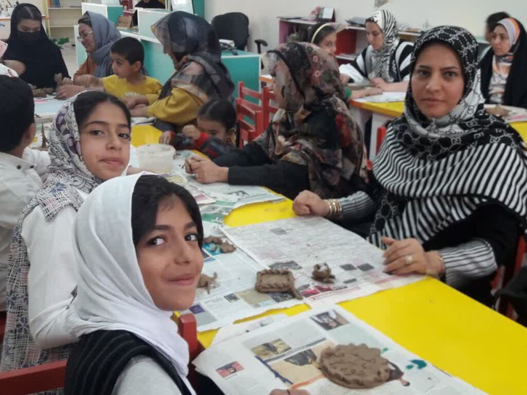 بهترین جای دنیا درمجتمع فرهنگی هنری کانون پرورش فکری کودکان و نوجوانان همدان