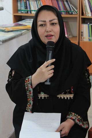 آیین رونمایی از کتاب " و آن روز تمام کودکیهایم بود" در آینه تصویر