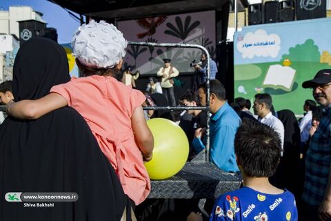 اجرای تماشاخانه سیار کانون در ویژهبرنامه «مسیر هشتم» در مشهدالرضا