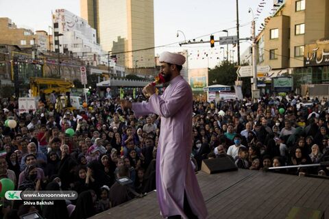 اجرای تماشاخانه سیار کانون در ویژهبرنامه «مسیر هشتم» در مشهدالرضا