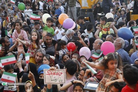 اجرای تماشاخانه سیار کانون در ویژهبرنامه «مسیر هشتم» در مشهدالرضا