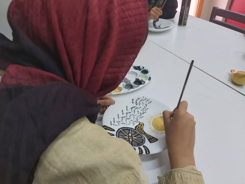 نمادهای رضوی بروی ظروف سفالی نقش بست