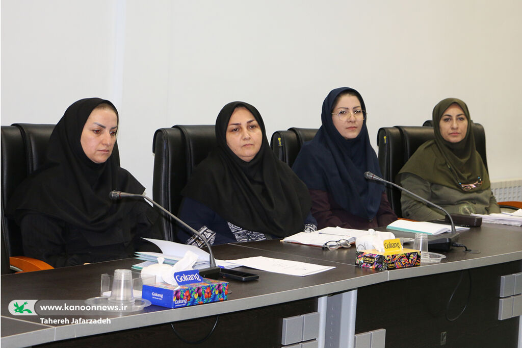 مشارکت خانوادهها در دومین کنگره بزرگداشت شهدای سمنان