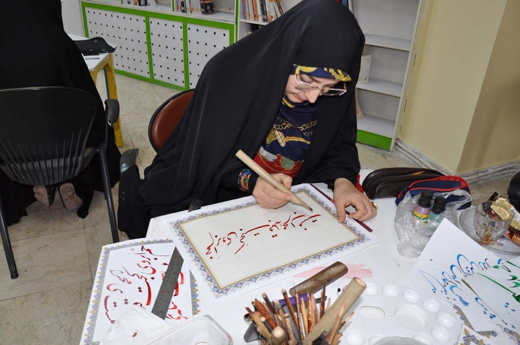 اعضا و مربیان کانون البرز، اشعار امام خمینی(ره) را خوشنویسی کردند