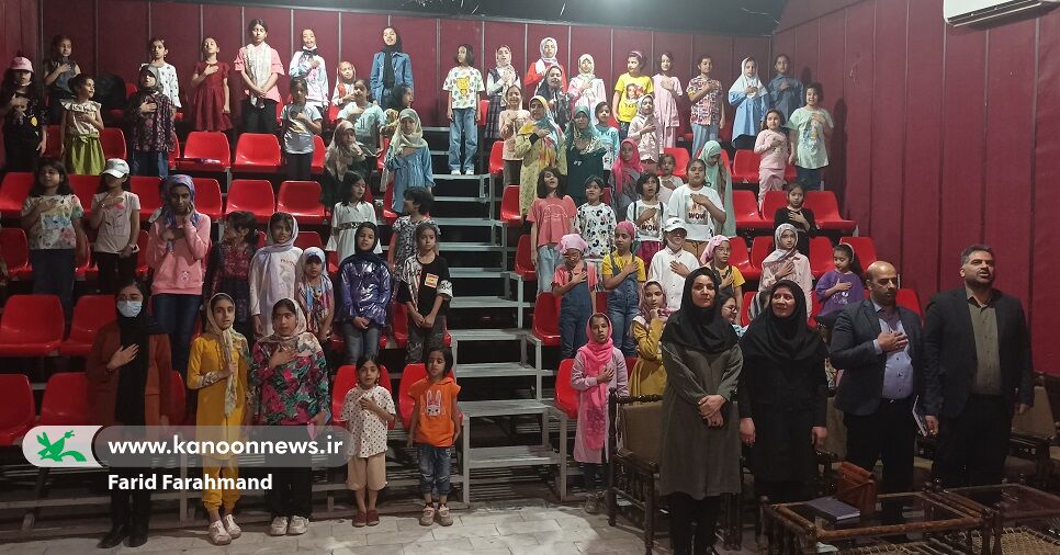 حضور مدیرکل و همکاران کانون سیستان و بلوچستان در مراسم محوری سالروز رحلت امام خمینی(ره)