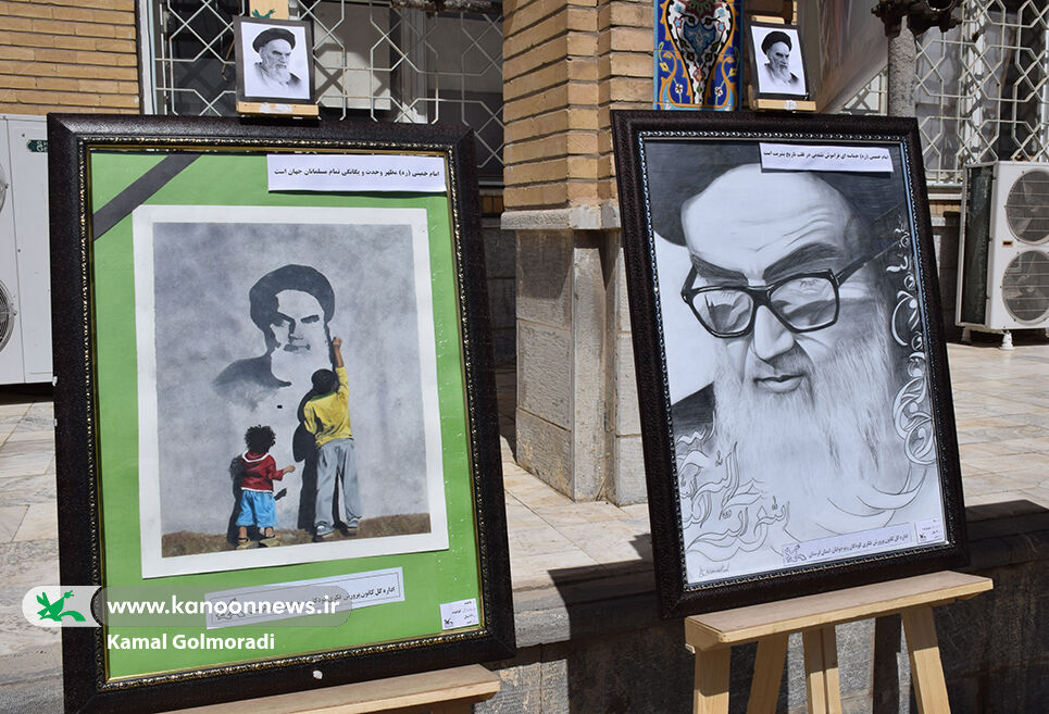 نمایشگاه آثار اعضای کانون لرستان در روز رحلت امام خمینی(ره)