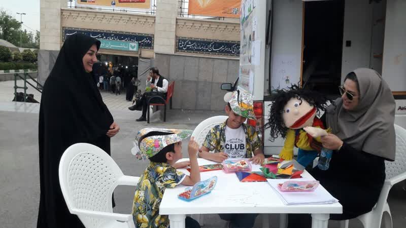 تجلیل مدیرکل آفرینشهای فرهنگی کانون از سرپرست کانون البرز