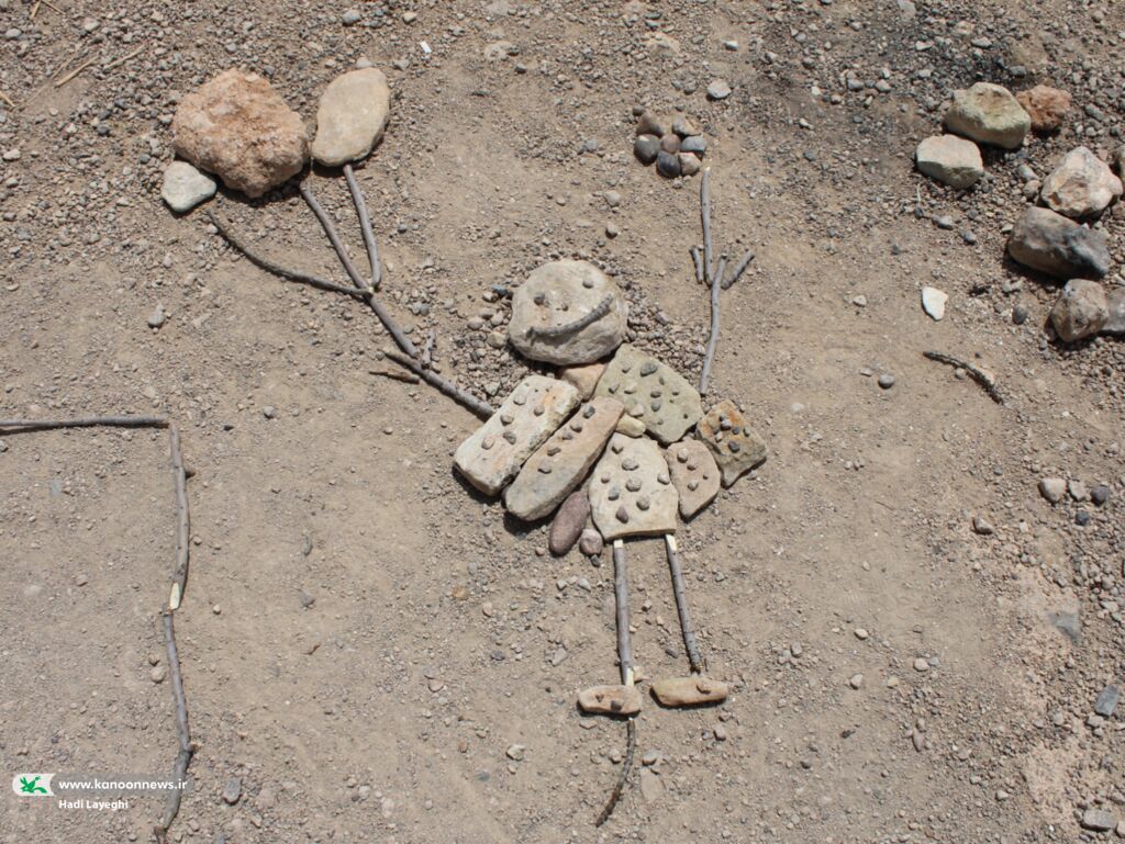 تالاب شیرین سو میزبان نقاشی با سنگ کودکان کانون شیرین سو