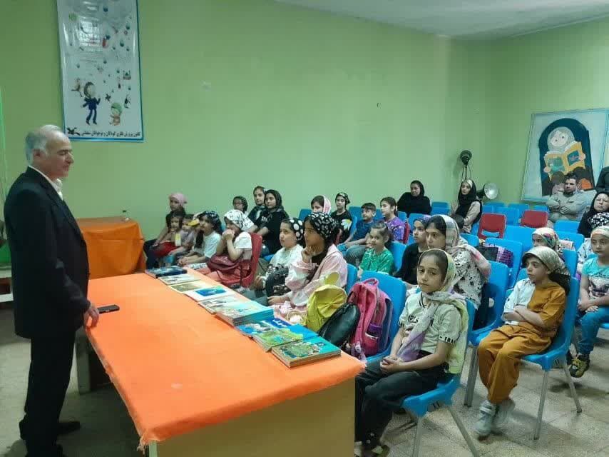 اجرای برنامه‌های هفته محیط زیست در مراکز کانون آذربایجان‌غربی