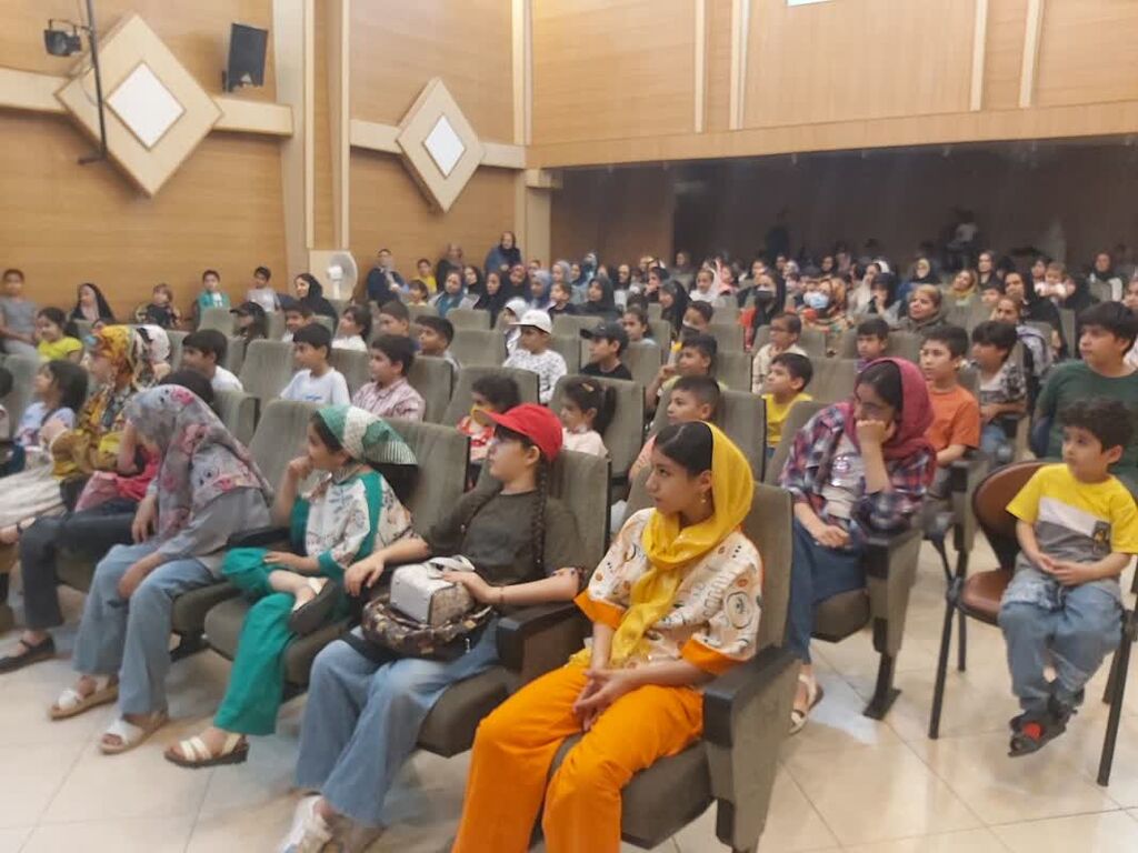 ویژه برنامهی«دوستی با محیط زیست» در مرکز شماره ۴ کانون کرج