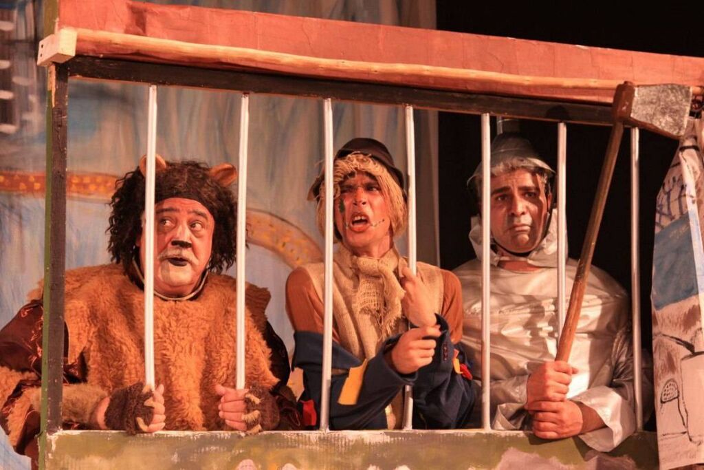 «جادوگر شهر اُز» نوستالژی تمام نسلهاست/ کودکان و نواجوانانی که مخاطب تئاتر هستند، اعتماد به نفس بهتری دارند