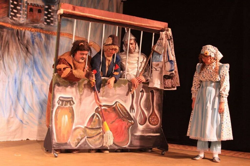 «جادوگر شهر اُز» نوستالژی تمام نسلهاست/ کودکان و نواجوانانی که مخاطب تئاتر هستند، اعتماد به نفس بهتری دارند