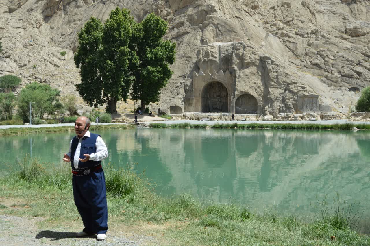 برگزاری مراسم باشکوه ثبت ملی قصه گویی در طاق بستان کرمانشاه