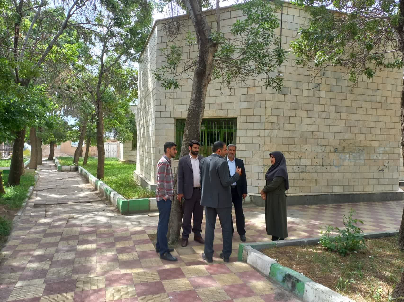 بازدید سرزده معاون سیاسی امنیتی استاندار از مرکز سنقر