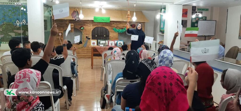 نواختن زنگ قصهگویی در مراکز کانون خوزستان