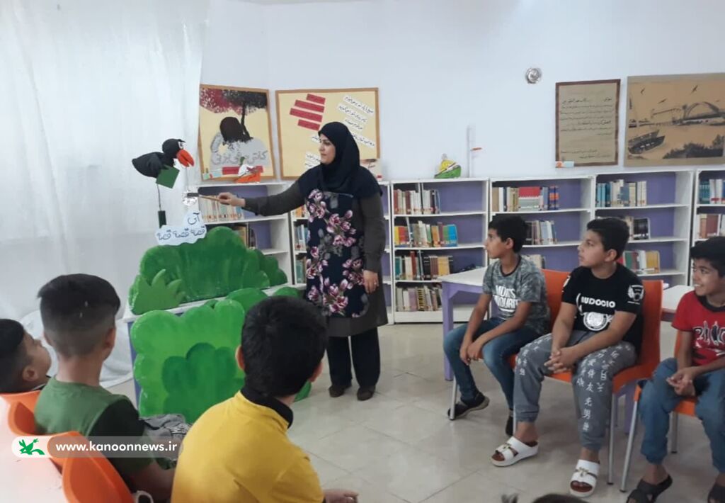 نواختن زنگ قصه‌گویی در مراکز کانون خوزستان