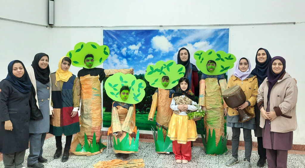 رتبه نخست گروه نمایشی کانون ساری در مسابقات آموزش و پرورش استثنایی استان