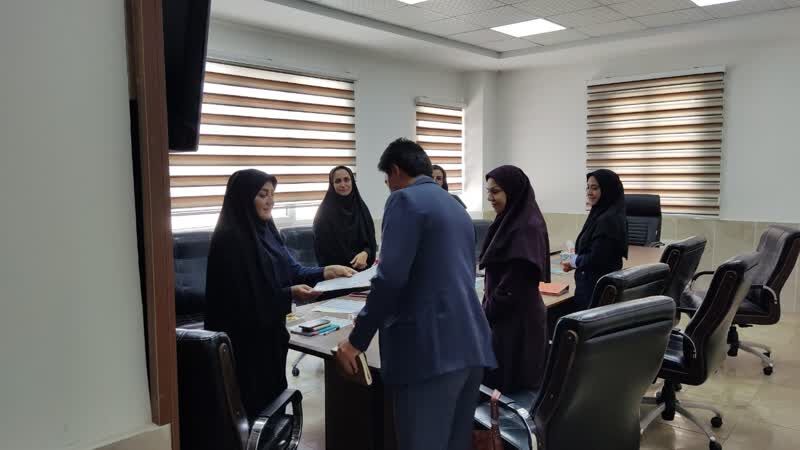 نقد «عاشقانههای یونس در شکم ماهی» و تجلیل از مربی مرکز سیار کانون البرز