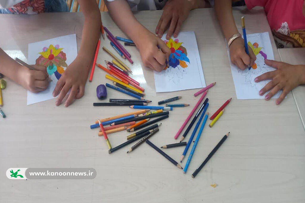 گرامیداشت روز صنایع دستی در مجتمع کانون سمنان