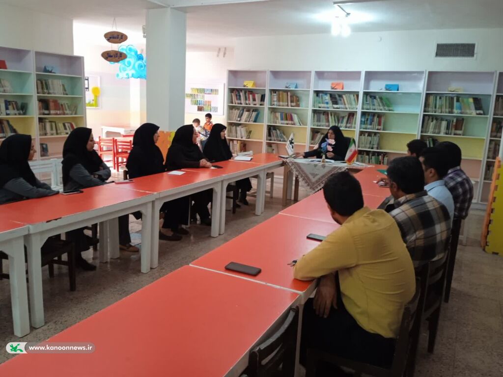 نشست مشترک شورای فرهنگی مراکز بیرجند با حضور مدیر کل کانون پرورش فکری استان برگزار شد