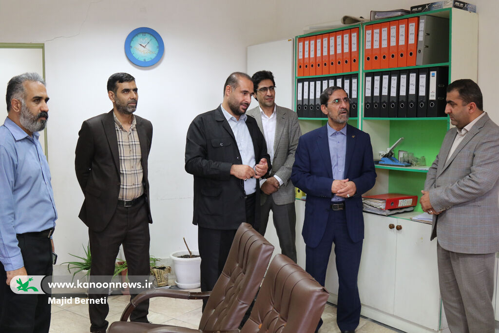 بررسی میزان اثربخشی فعالیتهای کانون در جامعه، اهمیت دارد