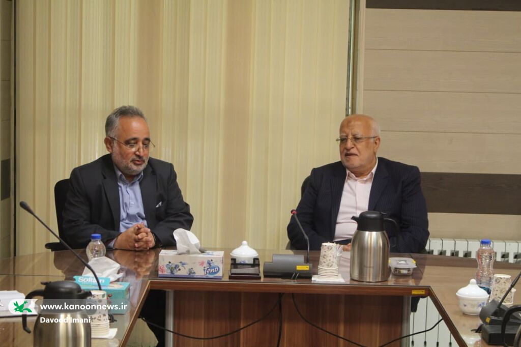 دکتر اشتری: جشنواره خاتم گفتمانسازی سیره پیامبر اکرم (ص) است