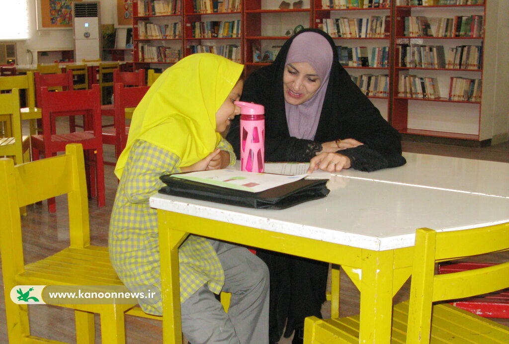 بازدید مدیرکل کانون استان بوشهر از مرکز فرهنگی خورموج