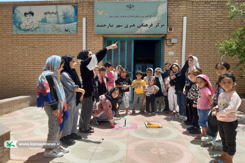 آموزش ساخت ساعت آفتابی در مراکز کانون سمنان/ انقلاب تابستانه به مراکز کانون سمنان رسید