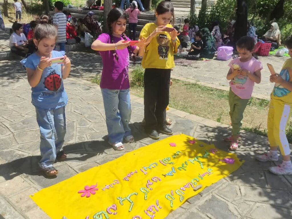 جشن آغاز فعالیت های کارگاه های تابستانی مجتمع فرهنگی هنری کانون پرورش فکری همدان