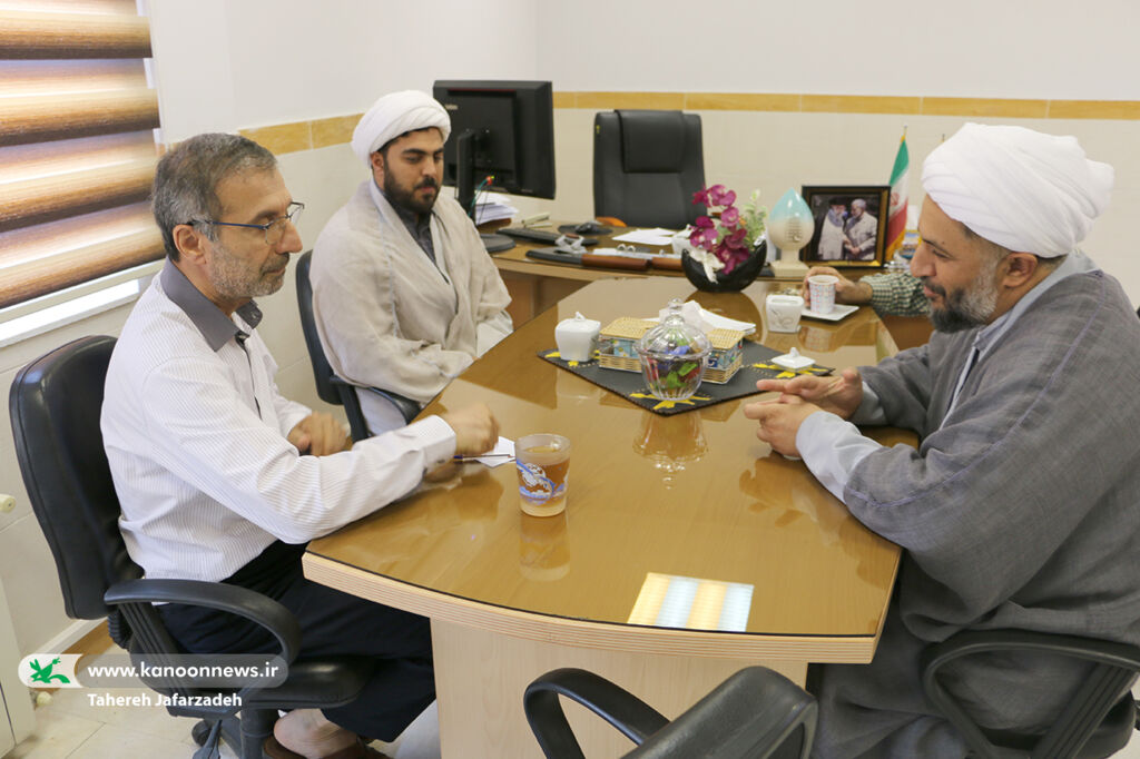 گسترش همکاری حوزه علمیه و کانون سمنان با تعمیق فعالیتهای دینی