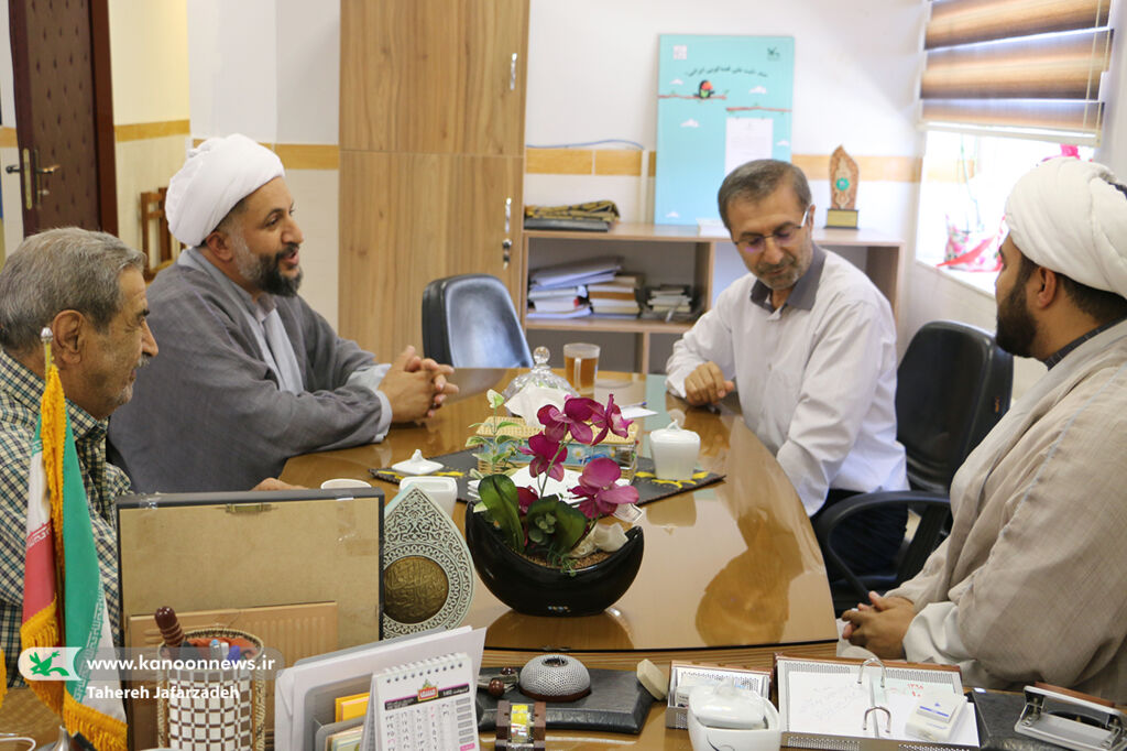 گسترش همکاری حوزه علمیه و کانون سمنان با تعمیق فعالیتهای دینی