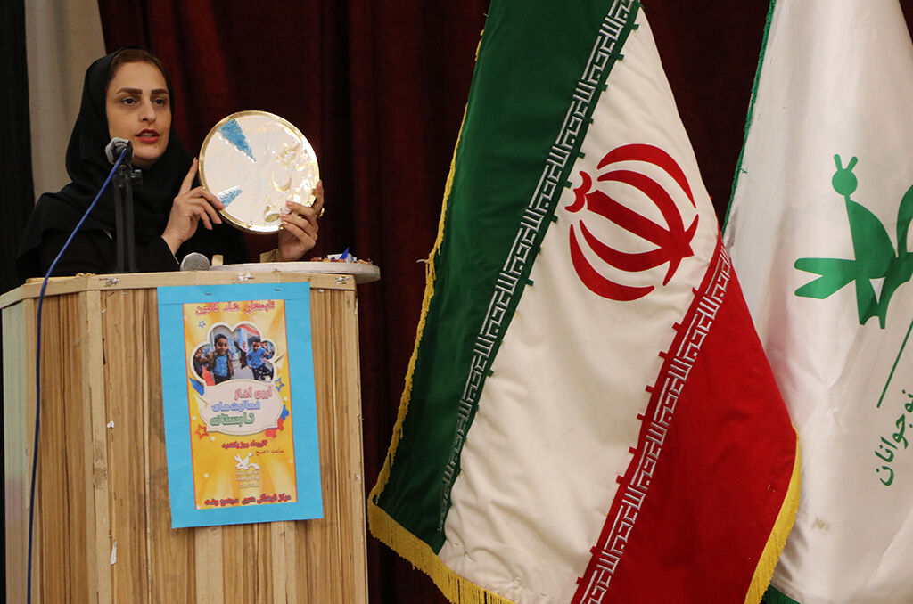 شور و شوق کودکانه در آیین آغازین فعالیتهای تابستانه