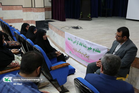 بازدید معاون سیاسی استاندار بوشهر از کانون پرورش فکری استان به روایت تصویر