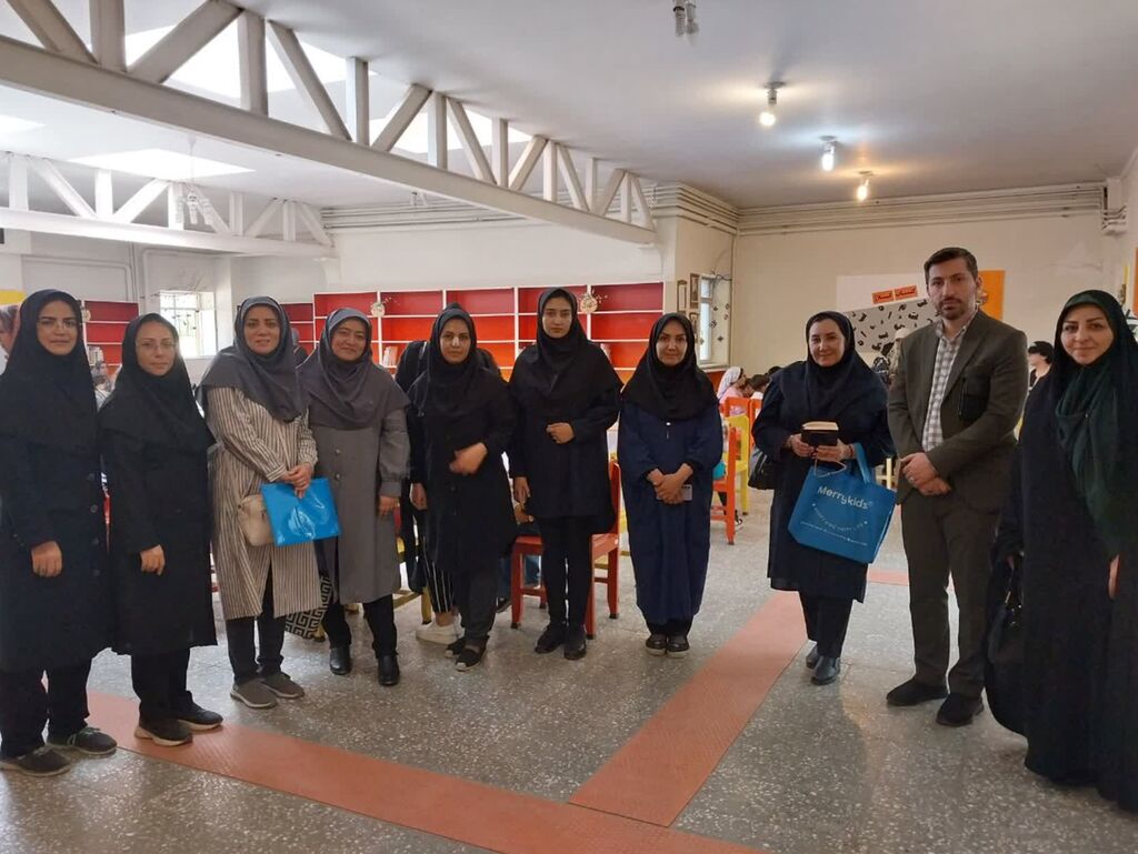 سرپرست آفرینش های هنری و ادبی کانون پرورش فکری کودکان و نوجوانان مهمان یک روزه کانون همدان