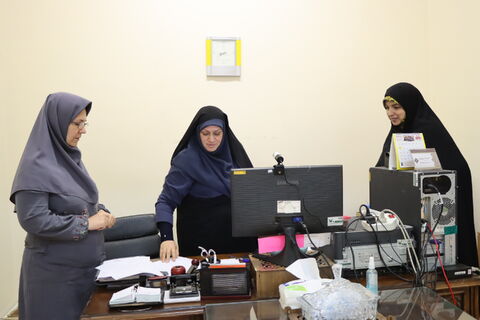 بازدید مریم حقی از اداره کل استان تهران به مناسبت تبریک اعیاد (5).JPG