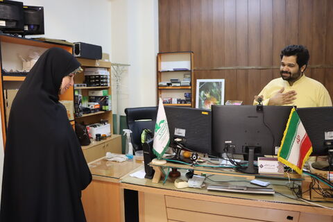 بازدید مریم حقی از اداره کل استان تهران به مناسبت تبریک اعیاد (10).JPG