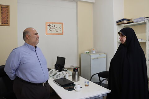 بازدید مریم حقی از اداره کل استان تهران به مناسبت تبریک اعیاد (16).JPG