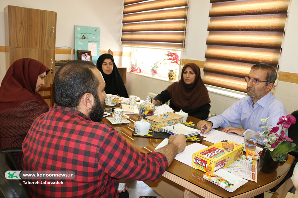تئاتر صحنهای روایت خاکریز در کانون سمنان اجرایی میشود