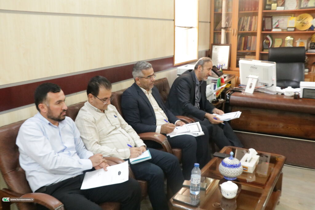 دیدار سرپرست اداره کل کانون خوزستان با رئیس آموزشوپرورش استثنایی استان