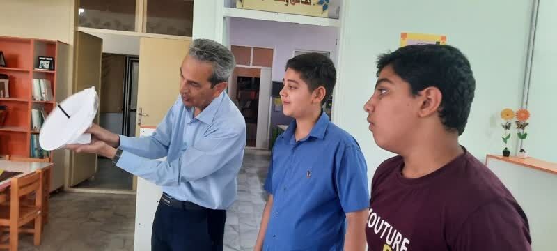 اجرای ویژهبرنامه علمی ساخت ساعت خورشیدی