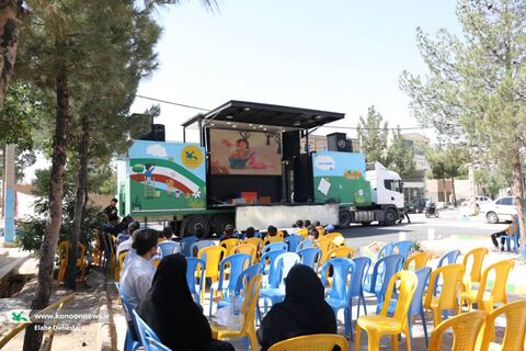 بازدید معاون فرهنگی کانون از اجراهای تماشاخانه سیار در استان خراسان شمالی