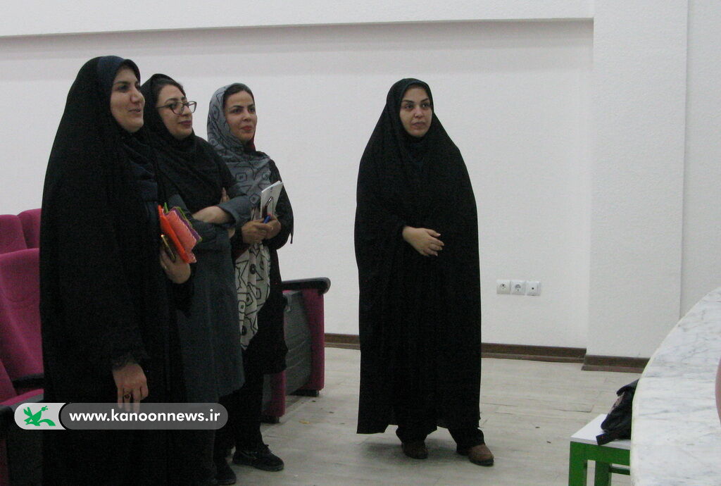 مدیرکل کانون استان بوشهر از مرکز فرهنگی عالیشهر بازدید کرد
