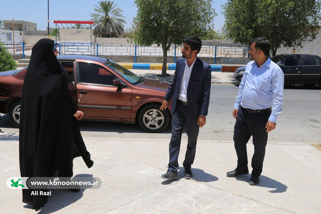 دیدار مدیرکل کانون استان بوشهر و فرماندار دیر