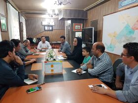 برگزاری جلسه کمیته میزبانی از تماشاخانه سیار در کرمانشاه