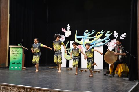 گزارش تصویری  برگزاری آیین اختتامیه جشنواره استانی راویان غدیر به همت کانون استان قزوین