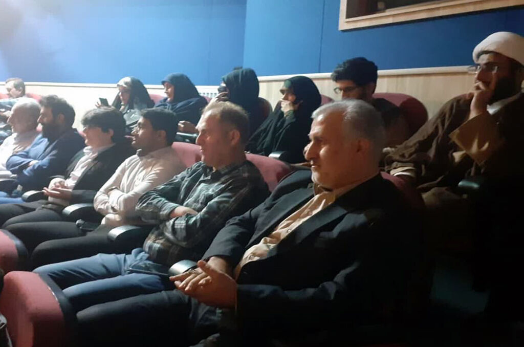 رونمایی از کتاب «مترسک قصهگو»، اثر داستانی همکار کانون گیلان