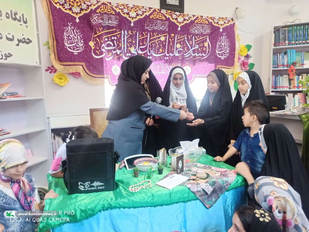 اجرای ویژه برنامههای دهه ولایت و امامت