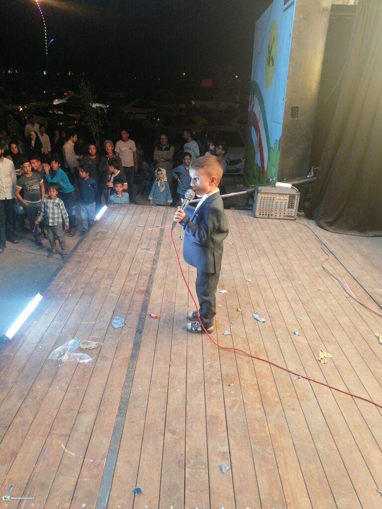 تماشاخانه سیار کانون با کاروان شادی غدیر تا ظهور همراه شد