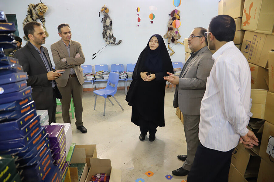 تجهیز مراکز کانون به کتابهای جدید و سرگرمیهای سازنده فکری کاری ارزشمند است