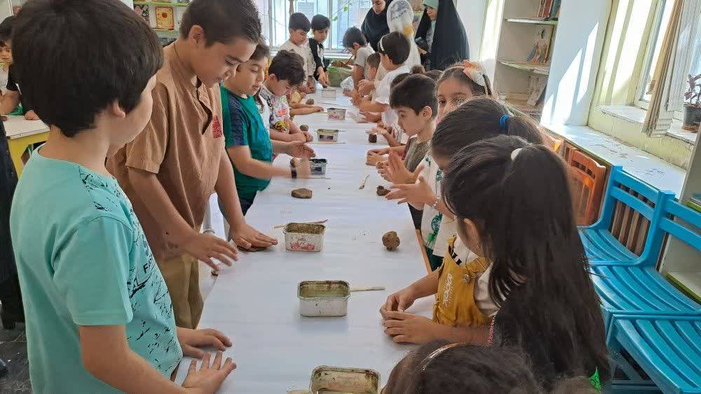 ویژه برنامه «گلستان ادب»